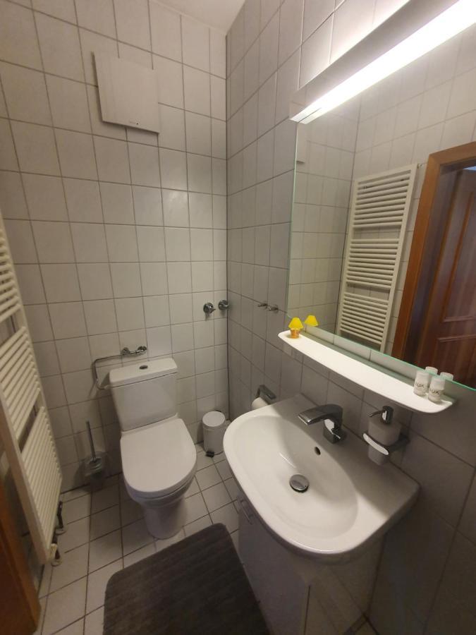 Gasthof Alte Post Oberhausen-Rheinhausen Esterno foto