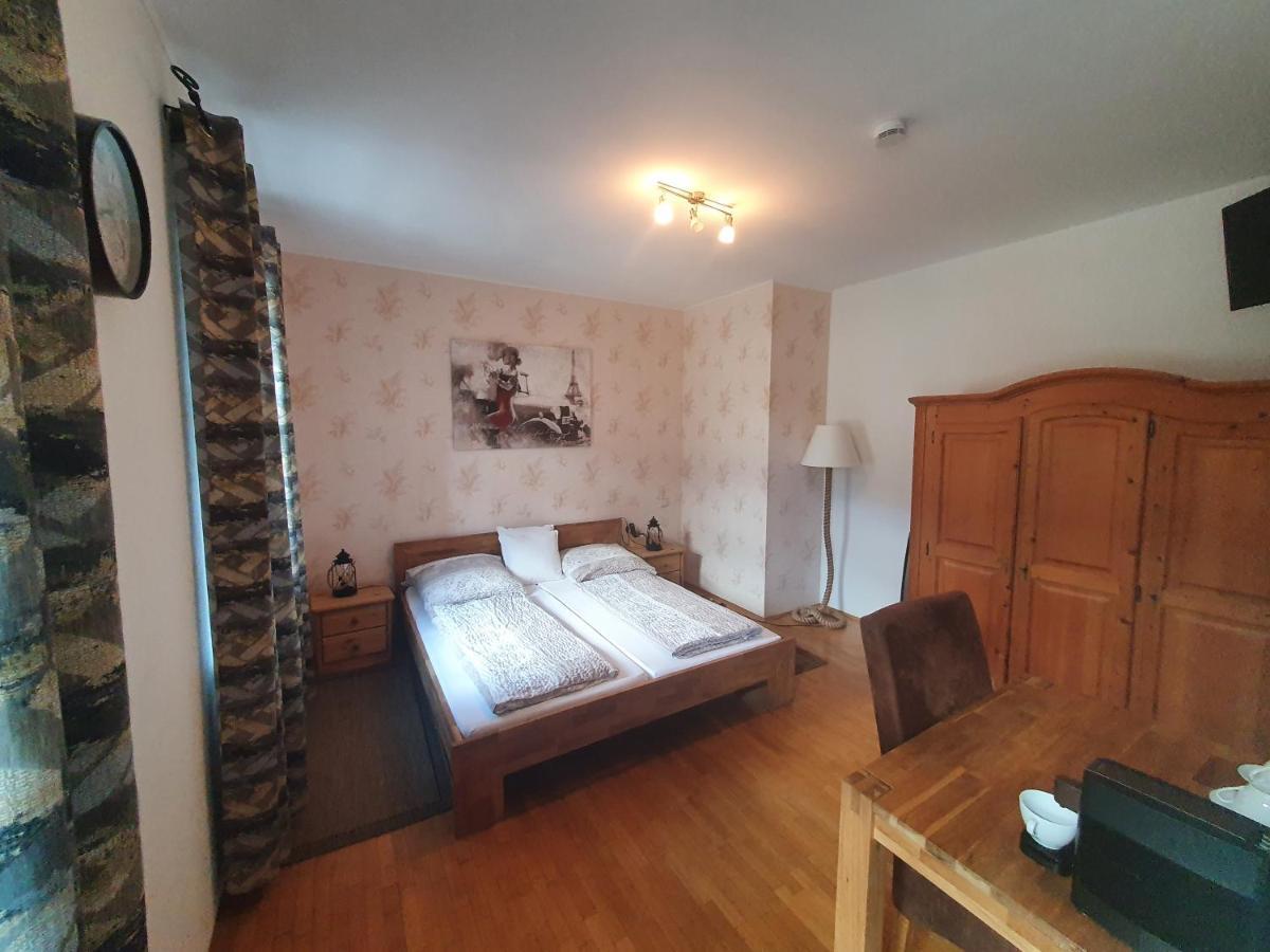 Gasthof Alte Post Oberhausen-Rheinhausen Esterno foto