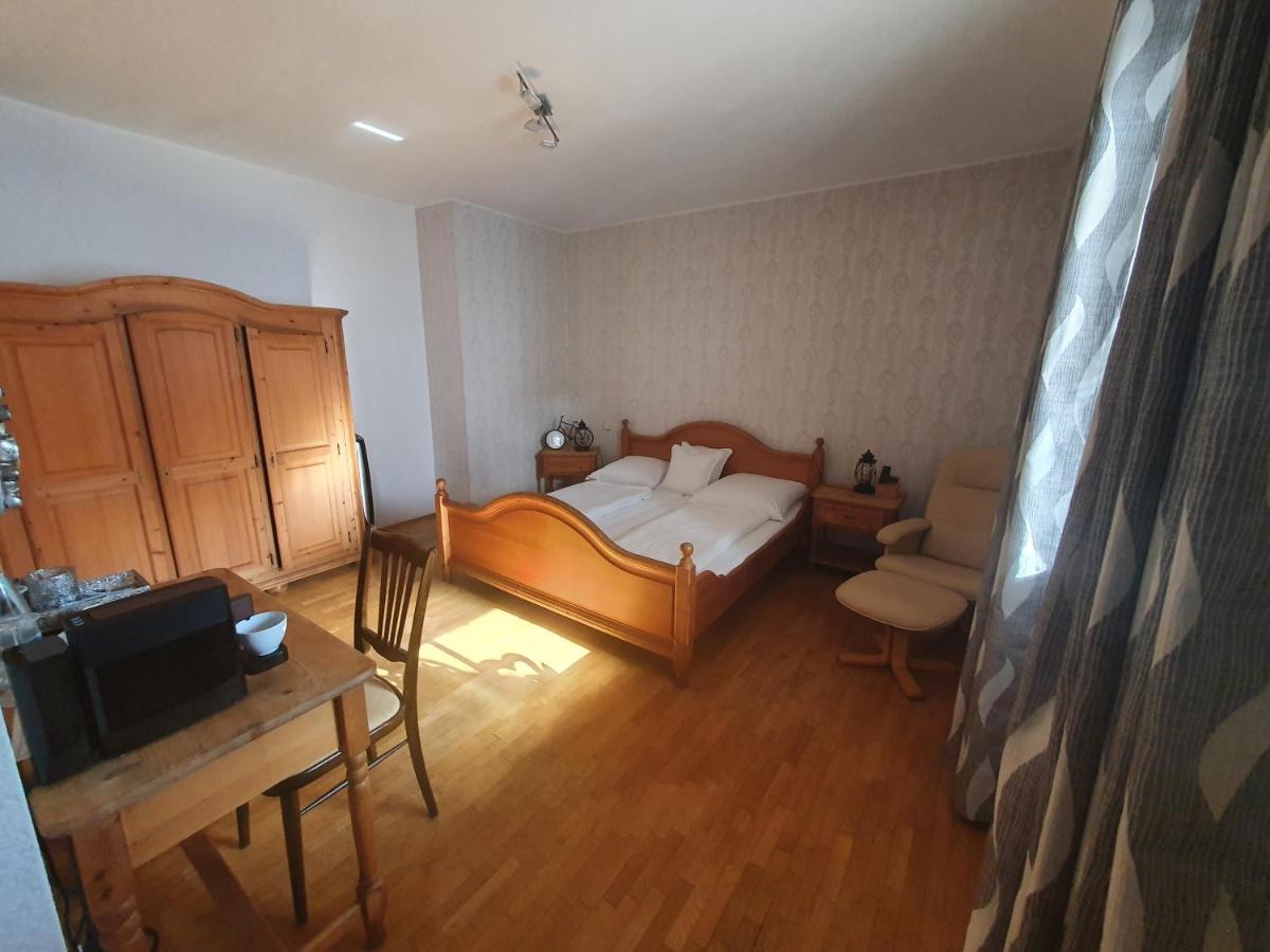 Gasthof Alte Post Oberhausen-Rheinhausen Esterno foto