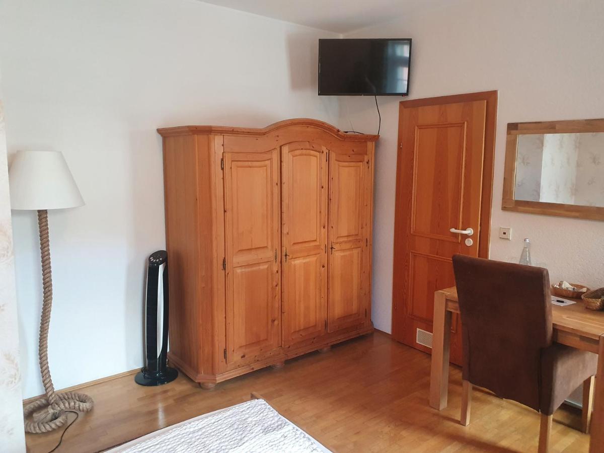 Gasthof Alte Post Oberhausen-Rheinhausen Esterno foto
